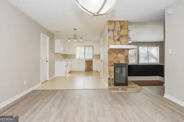 $1,820 | 749 Post Rd Lane, Stone Mountain, GA 30088