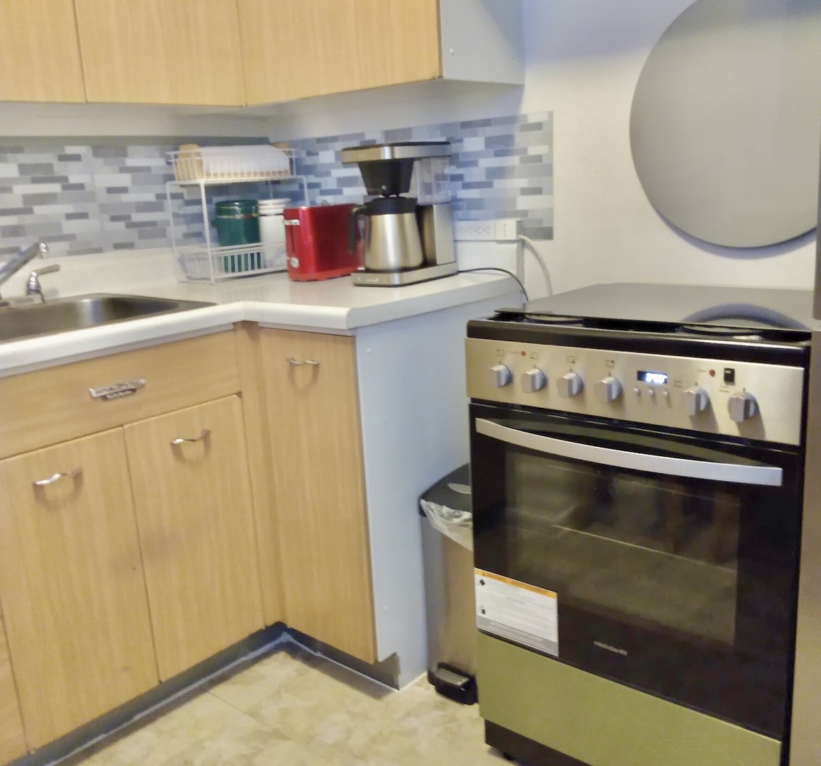 5701 North Sheridan Road, Unit 6D Chicago, IL 60660 - Photo 6 of 11