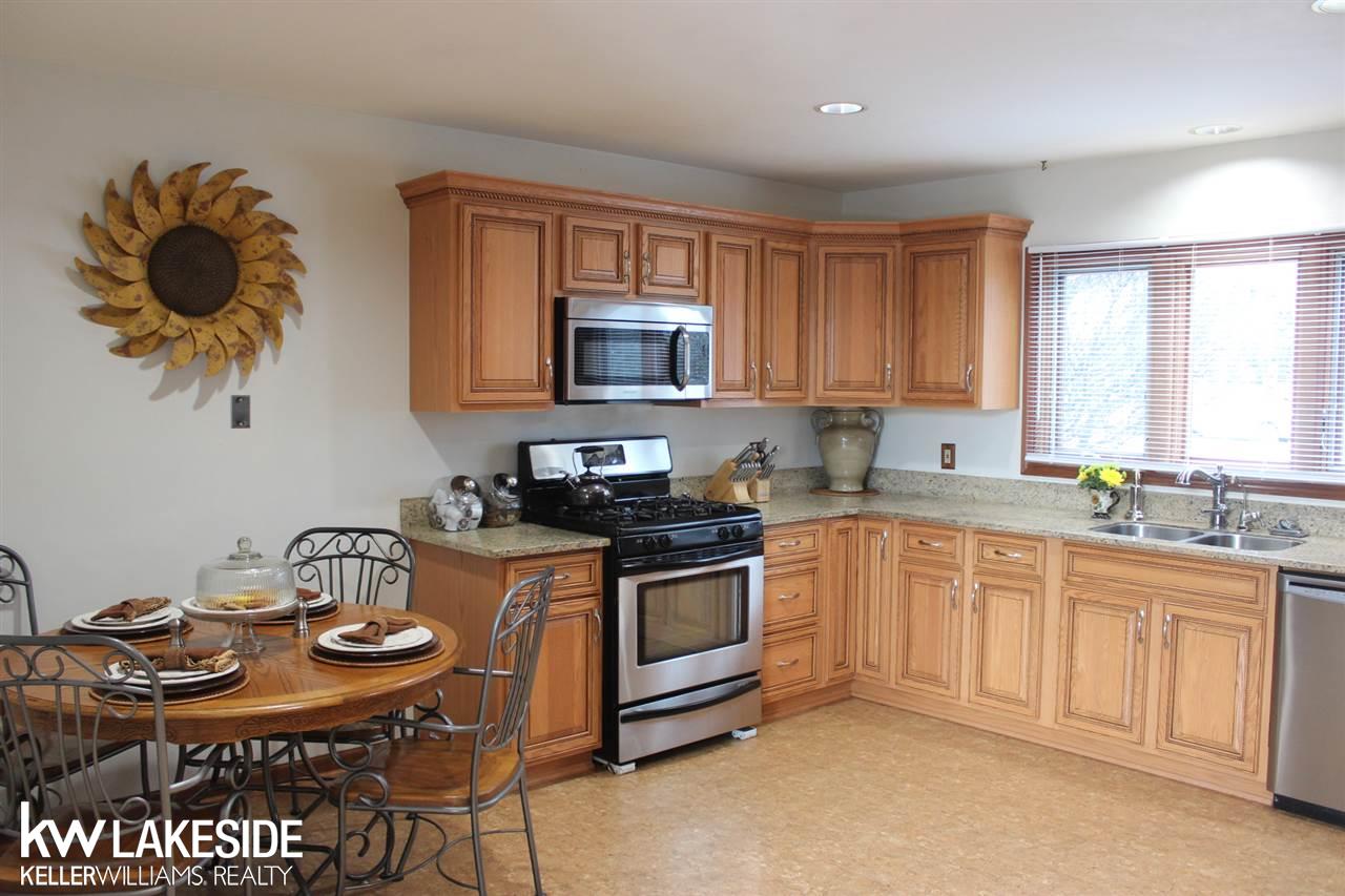 7999 30 Mile Road Washington, MI 48095 - Photo 6 of 47 31338446-5.JPG