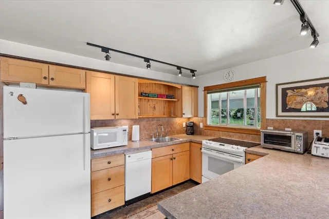 $1,500,000 | 31405 Cr 64 Road, Unit COUNTY, Clark, CO 80428