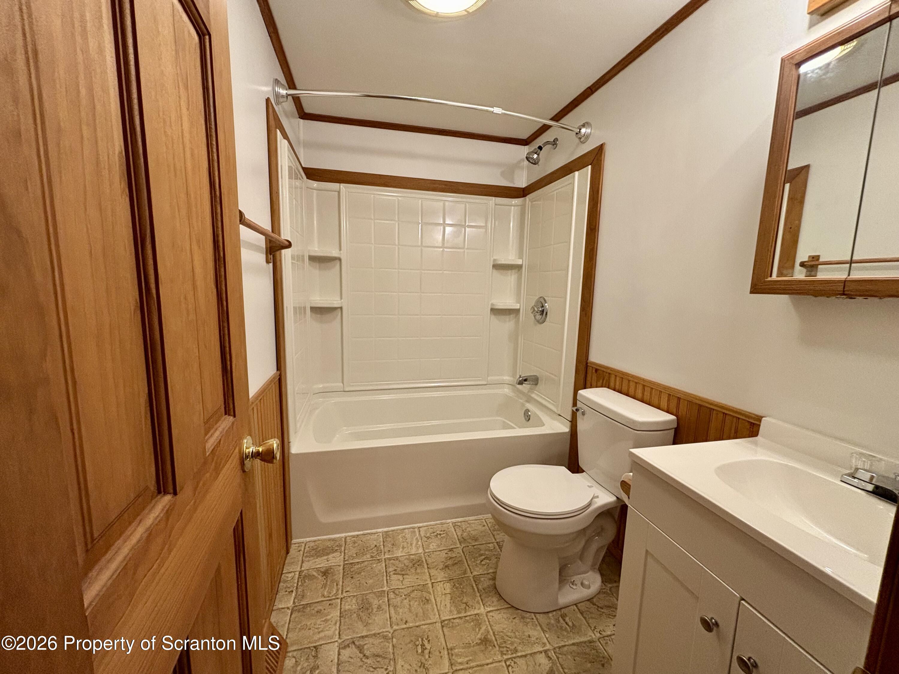 19 Sand Plant Road Tunkhannock, PA 18657 - Photo 9 of 39 Full Bathroom