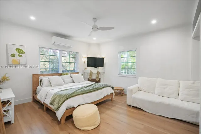 $2,850 | 750 Española Way, Unit 6, Miami Beach, FL 33139