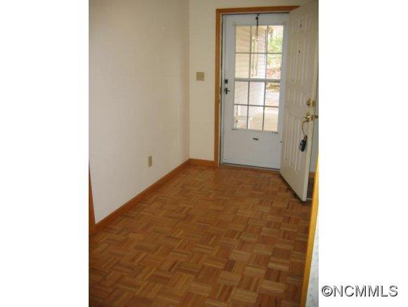 172 Church Road Fairview, NC 28730 - Photo 8 of 24 Gallery Image 8