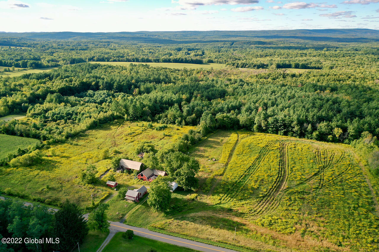 3301 Birchton Road Milton, NY 12020 - Photo 12 of 68 12