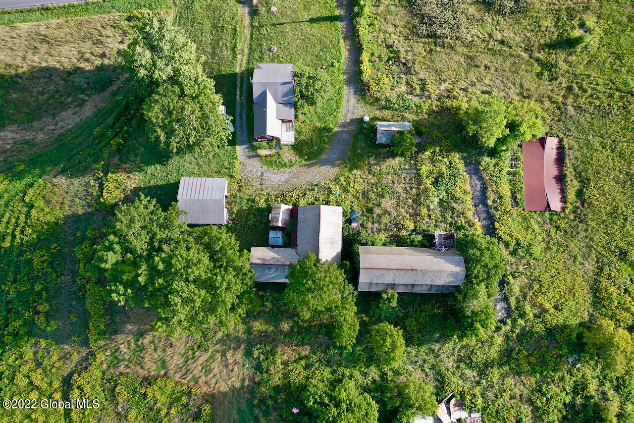 3301 Birchton Road Milton, NY 12020 - Photo 13 of 68 13