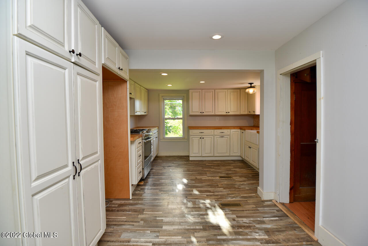 3301 Birchton Road Milton, NY 12020 - Photo 30 of 68 11