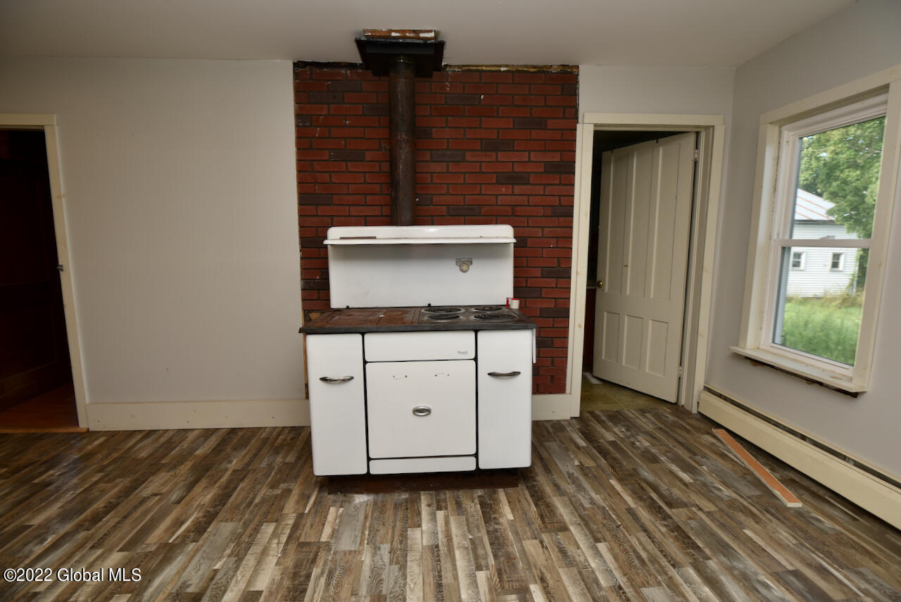 3301 Birchton Road Milton, NY 12020 - Photo 33 of 68 14