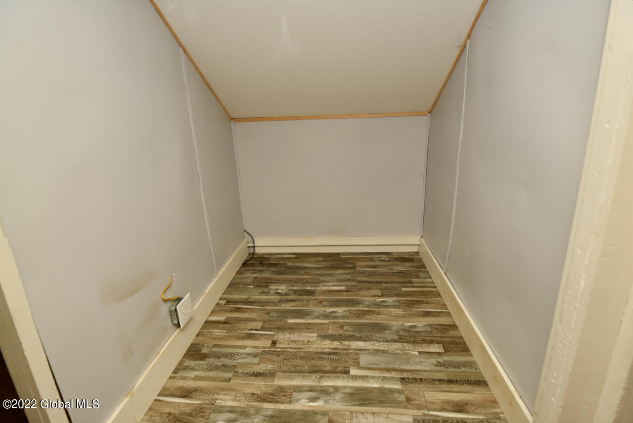 3301 Birchton Road Milton, NY 12020 - Photo 52 of 68 35