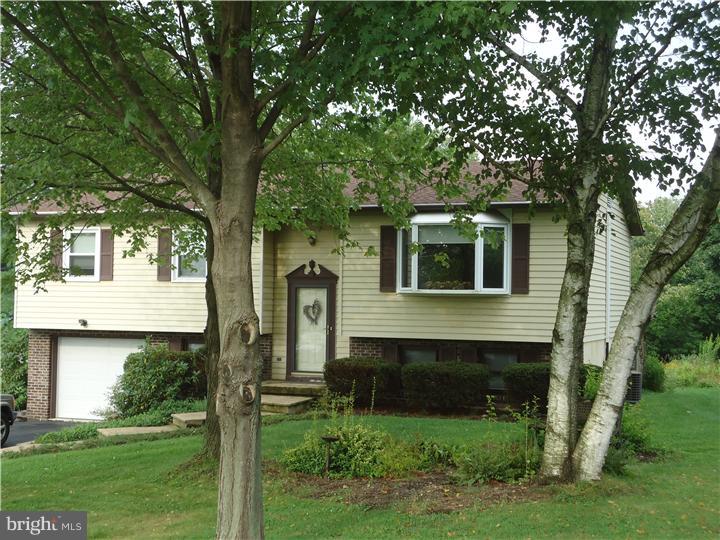 2207 Herb Road Temple, PA 19560 - Photo 2 of 25 Front Yard