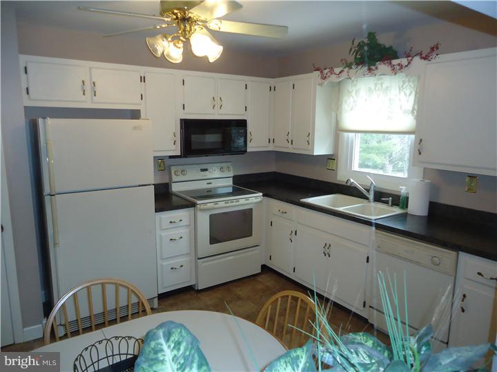 2207 Herb Road Temple, PA 19560 - Photo 11 of 25 Kitchen