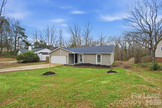 $2,190 | 232 Vista Grande Circle, Charlotte, NC 28226