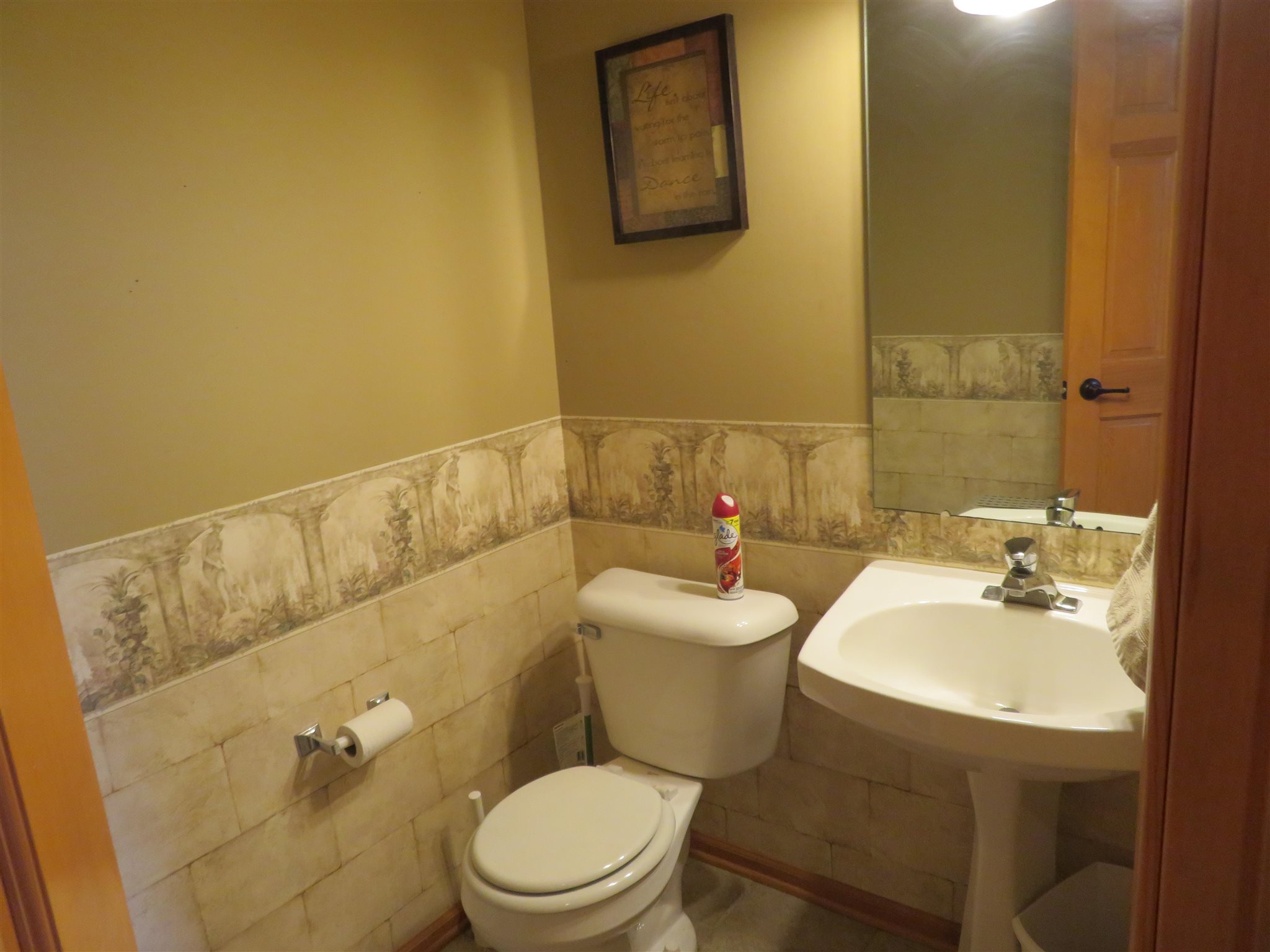 3017 Hawk Spring Hill Huntington, IN 46750 - Photo 8 of 34 Gallery Image 8
