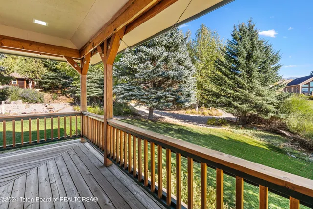 $1,149,000 | 507 West Elkhorn Drive, Star Valley Ranch, WY 83127