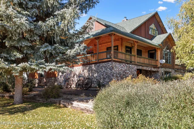 $1,149,000 | 507 West Elkhorn Drive, Star Valley Ranch, WY 83127