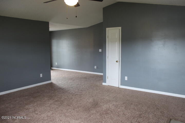 110 Foxtrail Drive Hubert, NC 28539 - Photo 3 of 17 IMG_3695