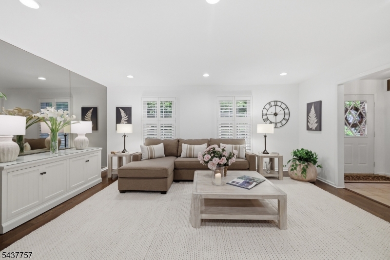 863 Papen Road Bridgewater, NJ 08807 - Photo 5 of 39