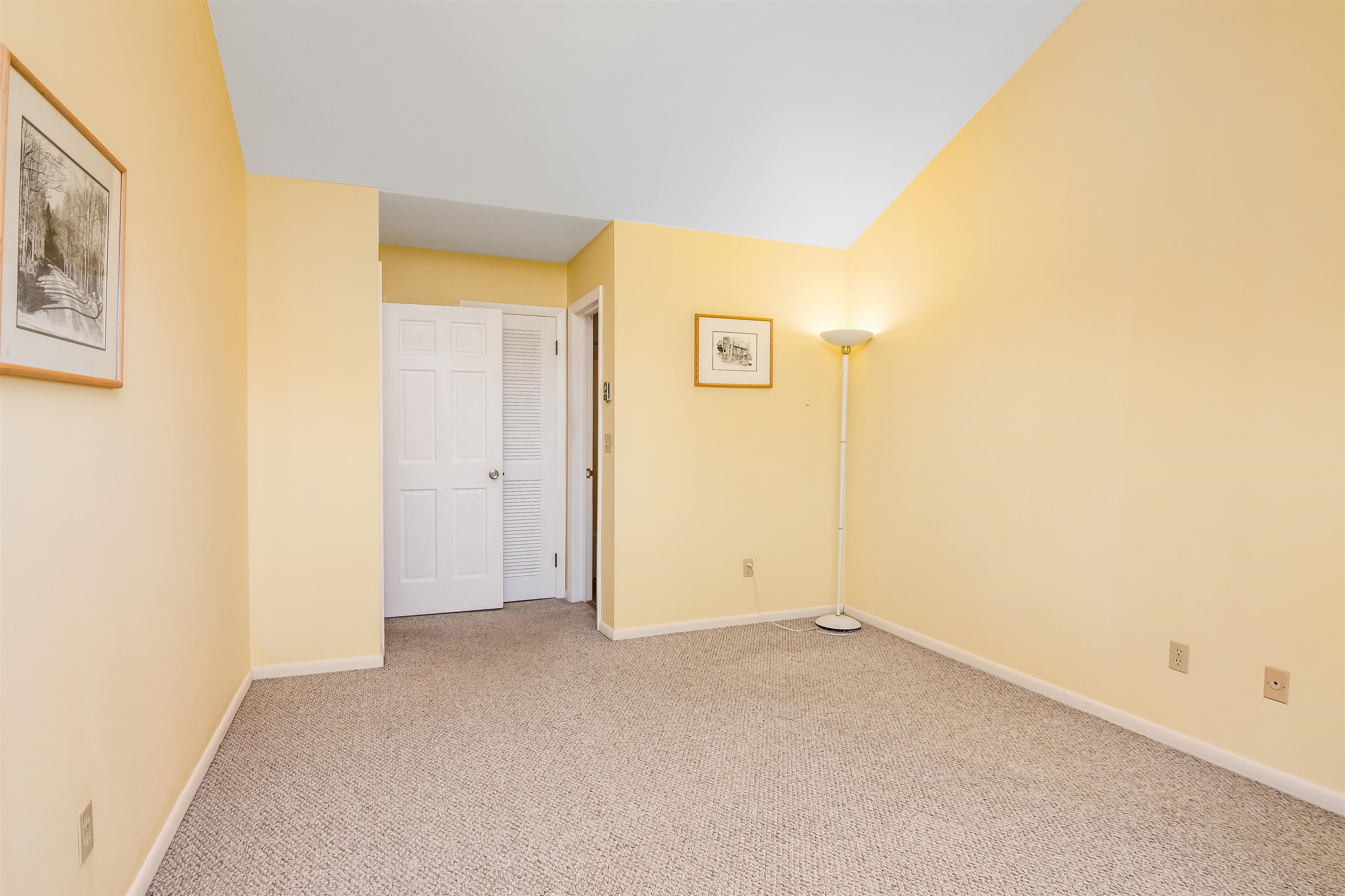 84 Bay Road Shelburne, VT 05482 - Photo 21 of 40 Gallery Image 21