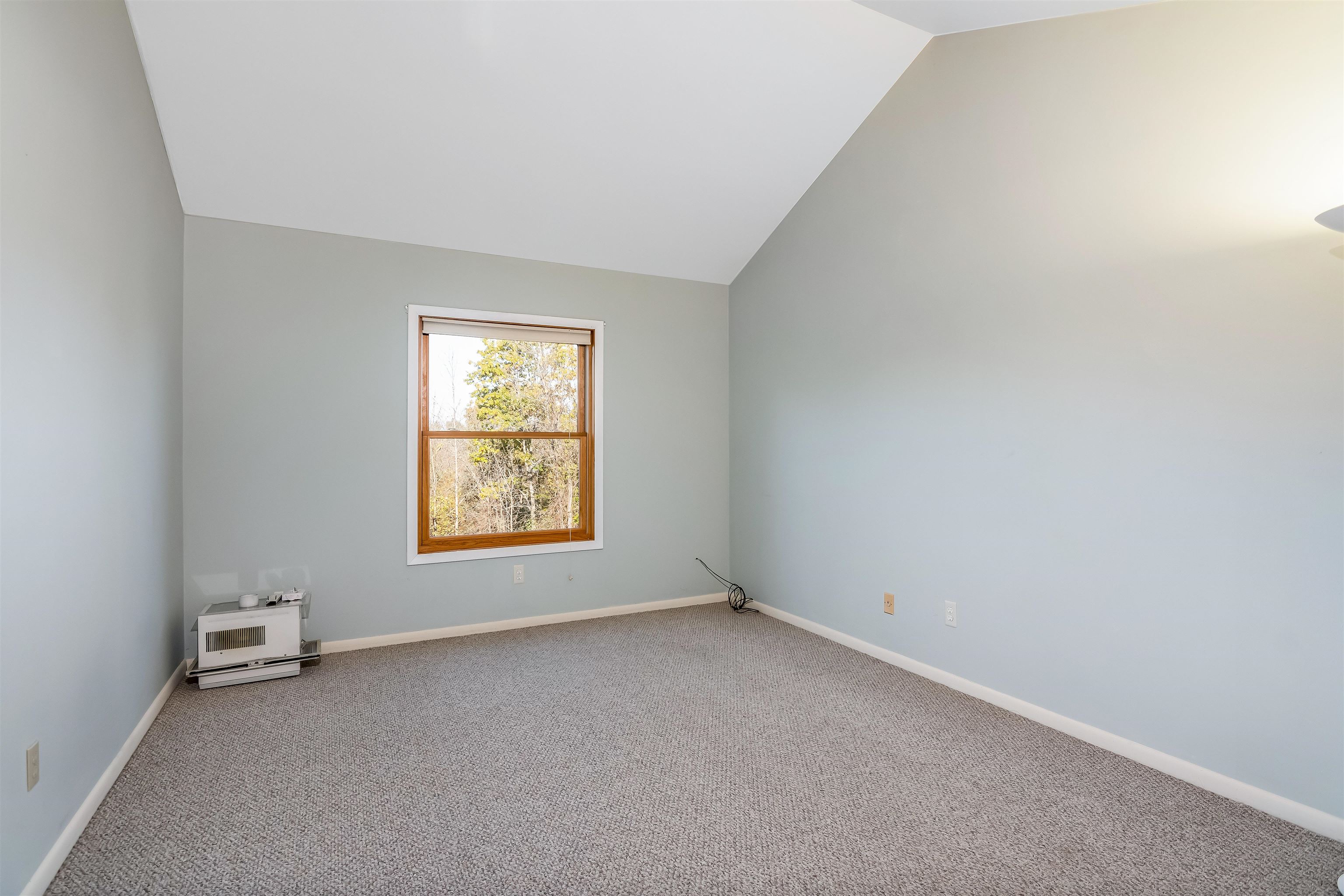 84 Bay Road Shelburne, VT 05482 - Photo 26 of 40 Gallery Image 26