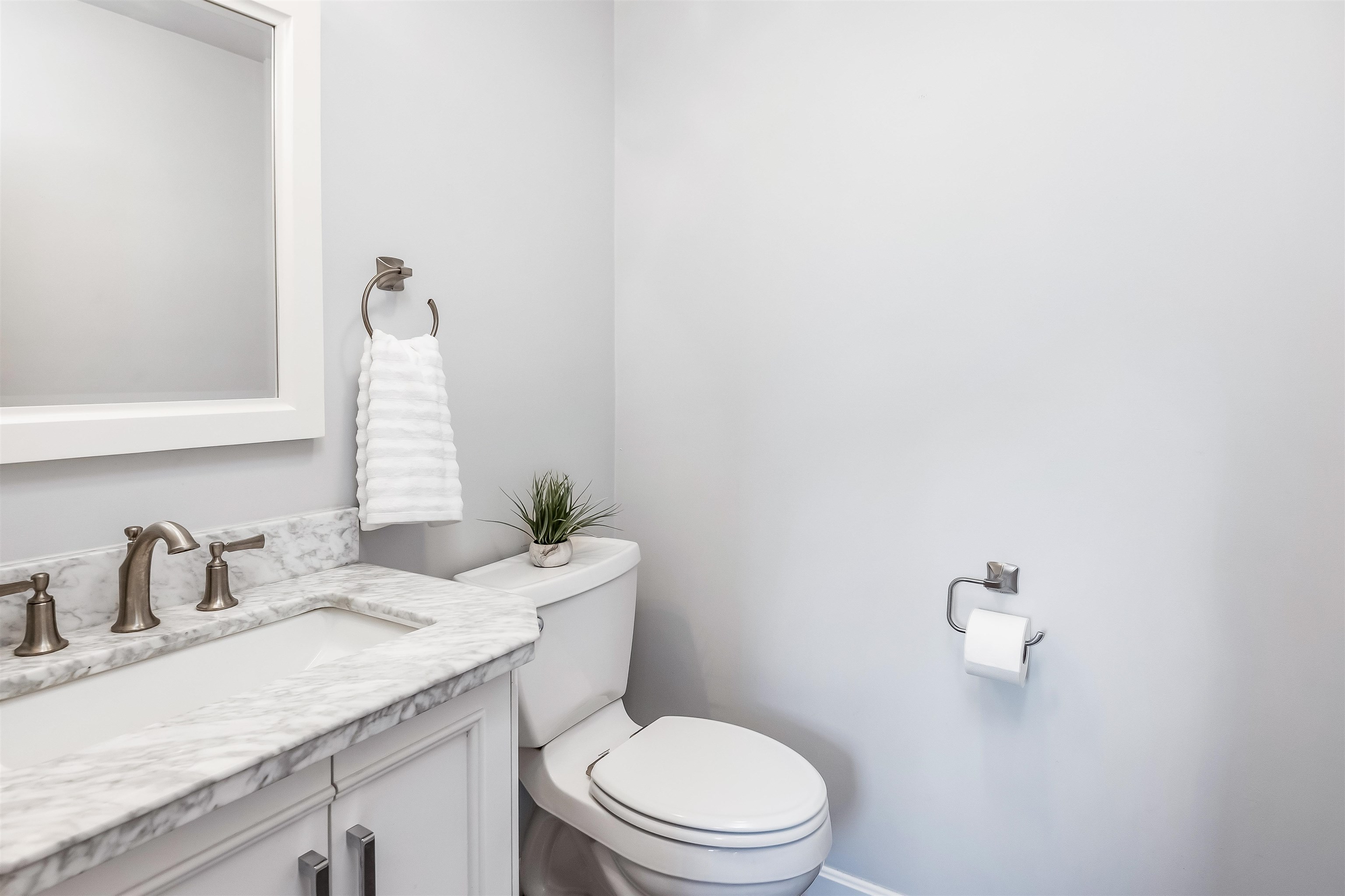84 Bay Road Shelburne, VT 05482 - Photo 29 of 40 Gallery Image 29