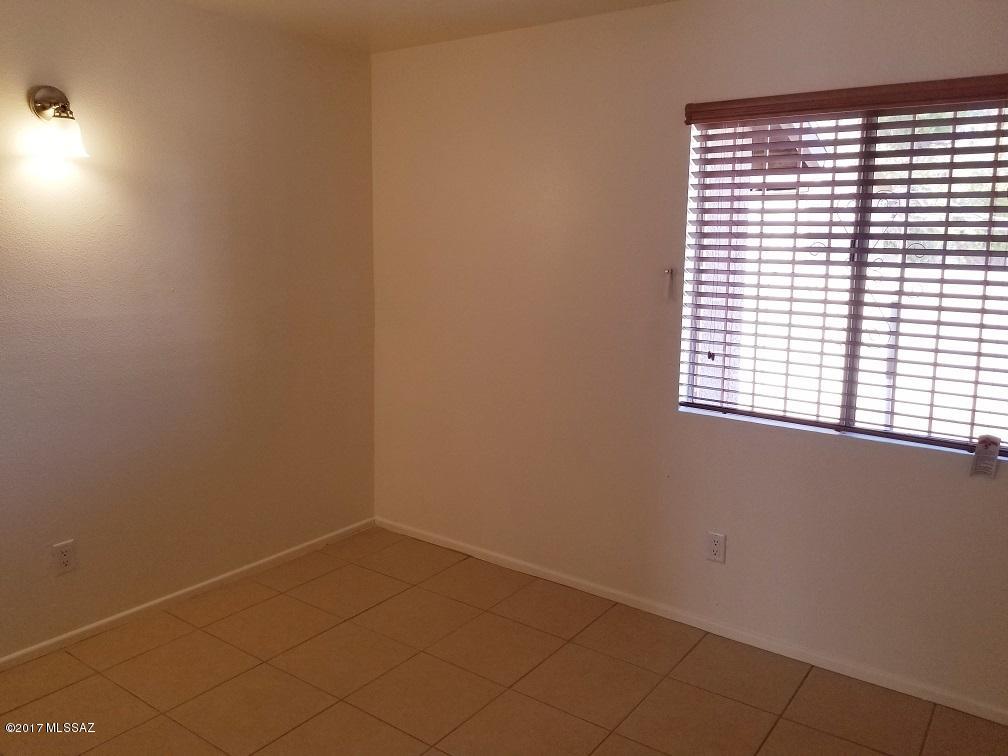 7122 South Missiondale Road, Unit 102 Tucson, AZ 85756 - Photo 10 of 15