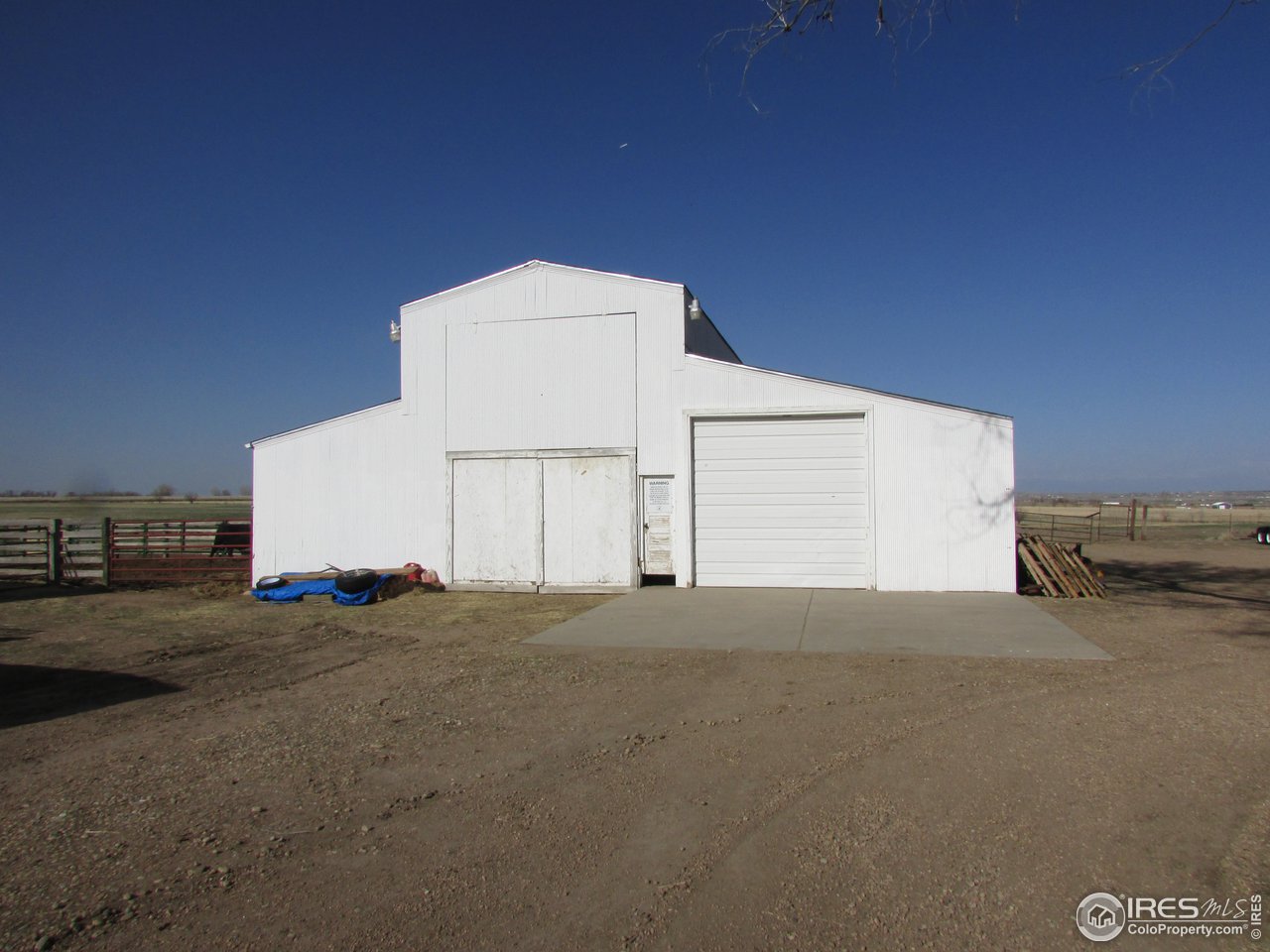 3669 County Road 45 Hudson, CO 80642 - Photo 18 of 25 a view of an empty room