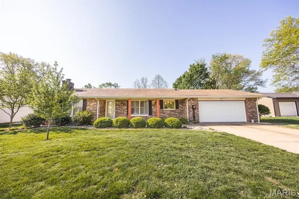 $279,000 | 406 Elm Street, Mascoutah, IL 62258