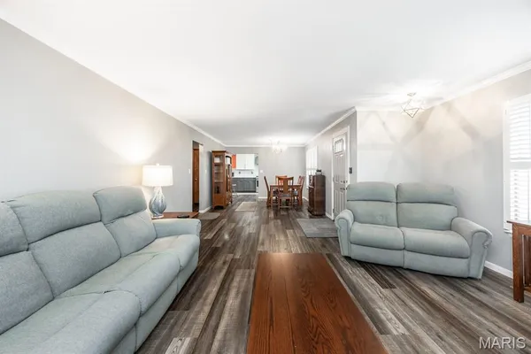$279,000 | 406 Elm Street, Mascoutah, IL 62258