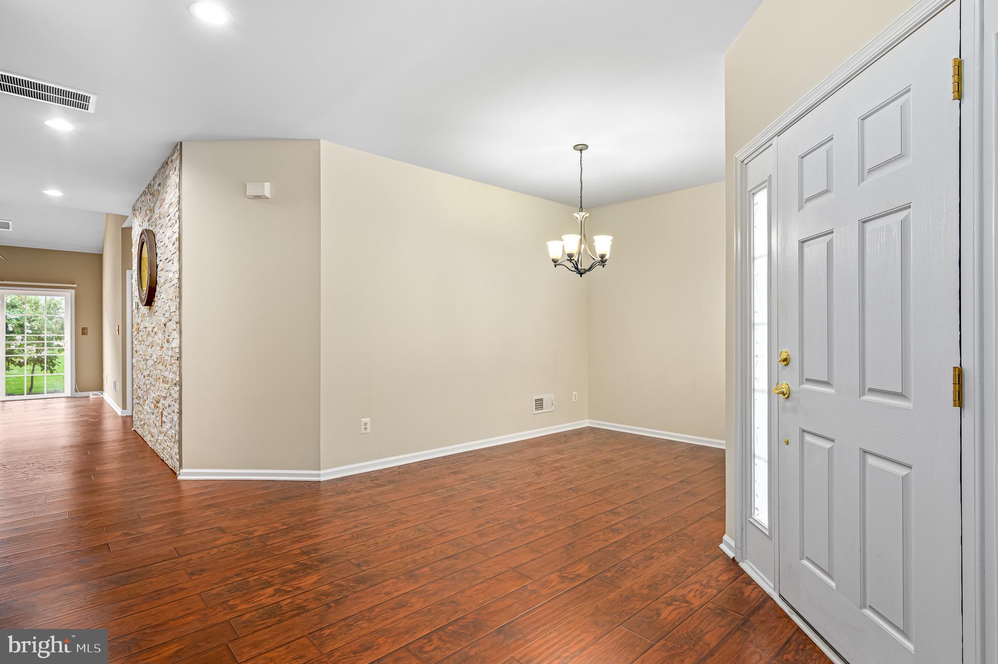 44348 Sunset Maple Drive Ashburn, VA 20147 - Photo 11 of 34