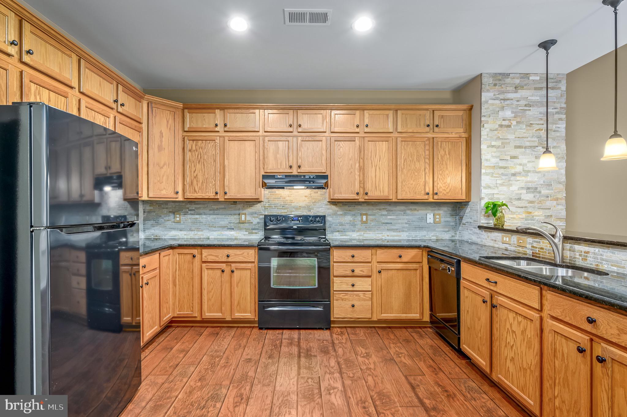 44348 Sunset Maple Drive Ashburn, VA 20147 - Photo 14 of 34