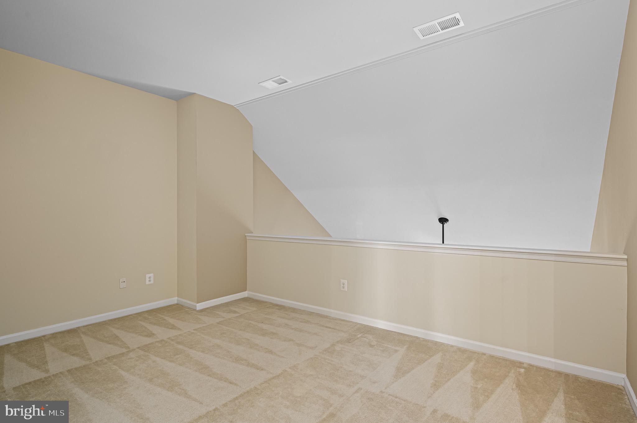 44348 Sunset Maple Drive Ashburn, VA 20147 - Photo 26 of 34