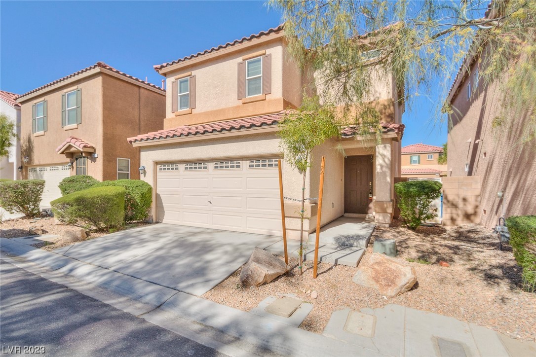 8254 Time Machine Avenue Las Vegas, NV 89113 - Photo 3 of 44