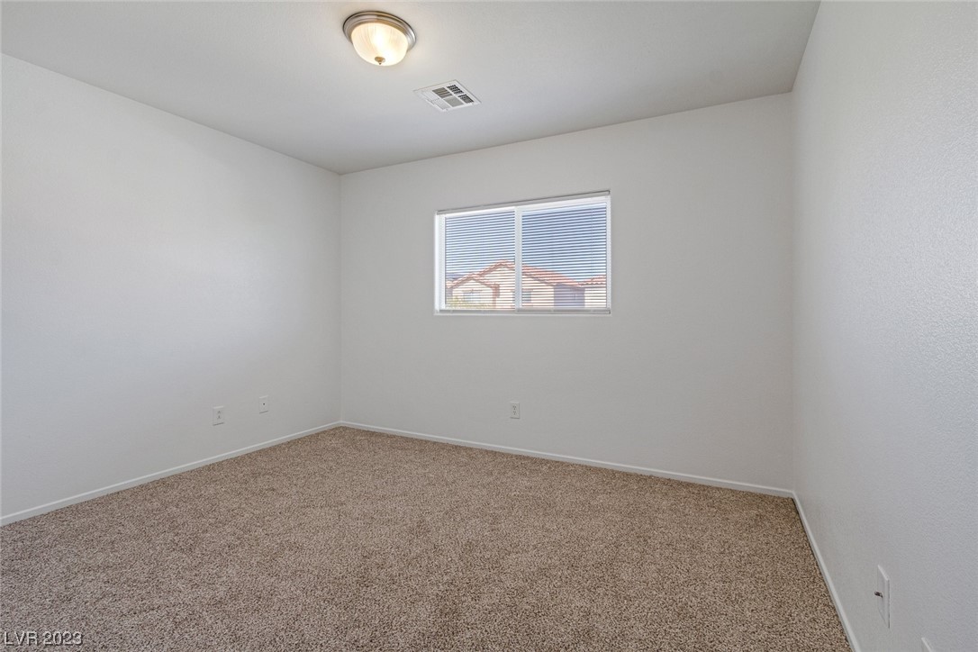 8254 Time Machine Avenue Las Vegas, NV 89113 - Photo 36 of 44