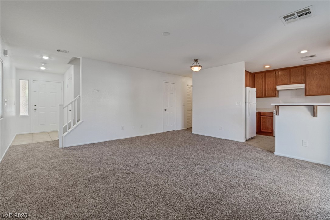 8254 Time Machine Avenue Las Vegas, NV 89113 - Photo 8 of 44