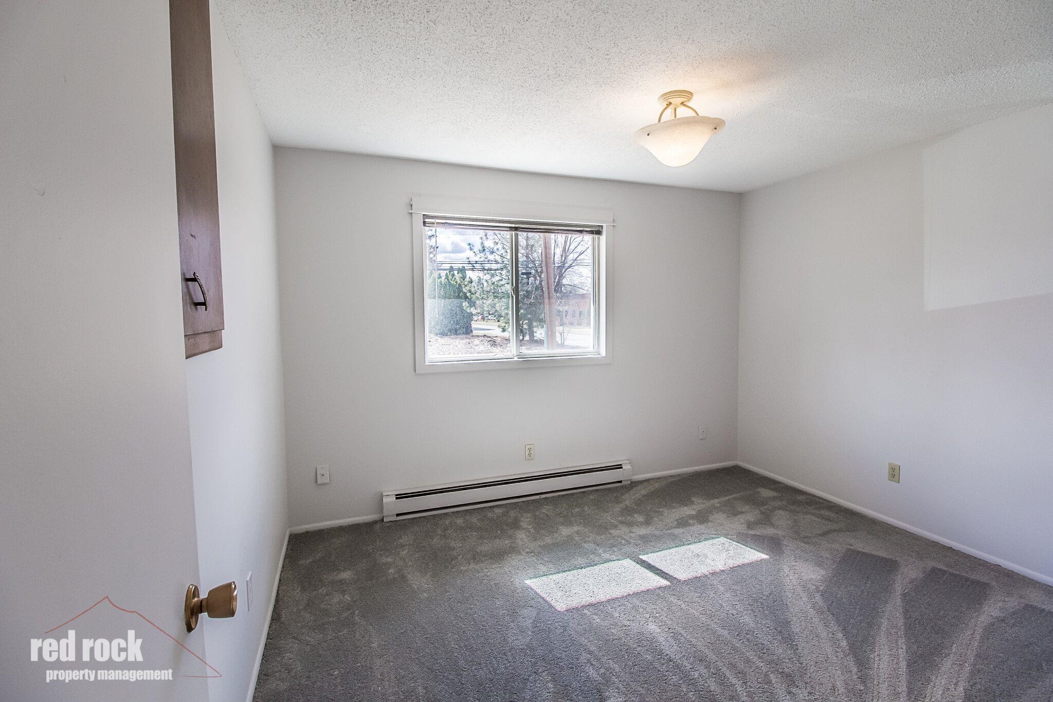 405 East Dalke Avenue Spokane, WA 99208 - Photo 5 of 21