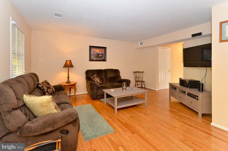 9244 Sprucewood Road Burke, VA 22015 - Photo 10 of 18 Living Room