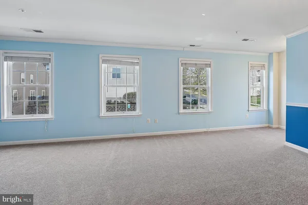 $2,700 | 3000 Chinkapin Oak Lane, Woodbridge, VA 22191