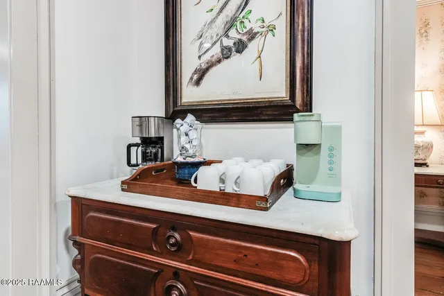 $750,000 | 130 South Main Street, St. Martinville, LA 70582