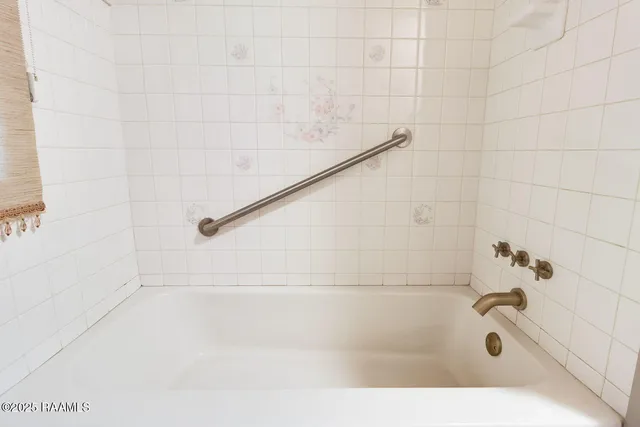 $750,000 | 130 South Main Street, St. Martinville, LA 70582