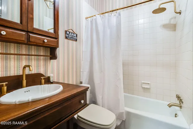 $750,000 | 130 South Main Street, St. Martinville, LA 70582