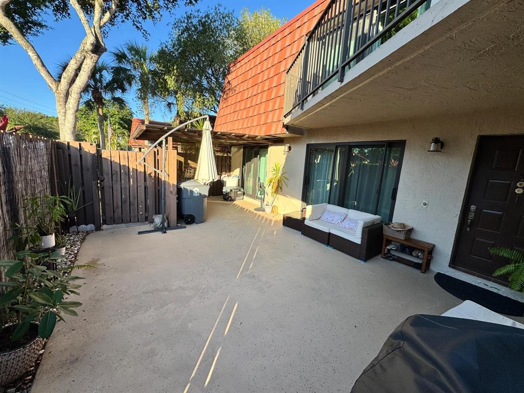 8535 Boca Rio Drive Boca Raton, FL 33433 - Photo 19 of 37