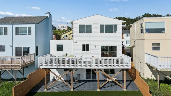 $1,598,000 | 170 Beachview Avenue, Pacifica, CA 94044