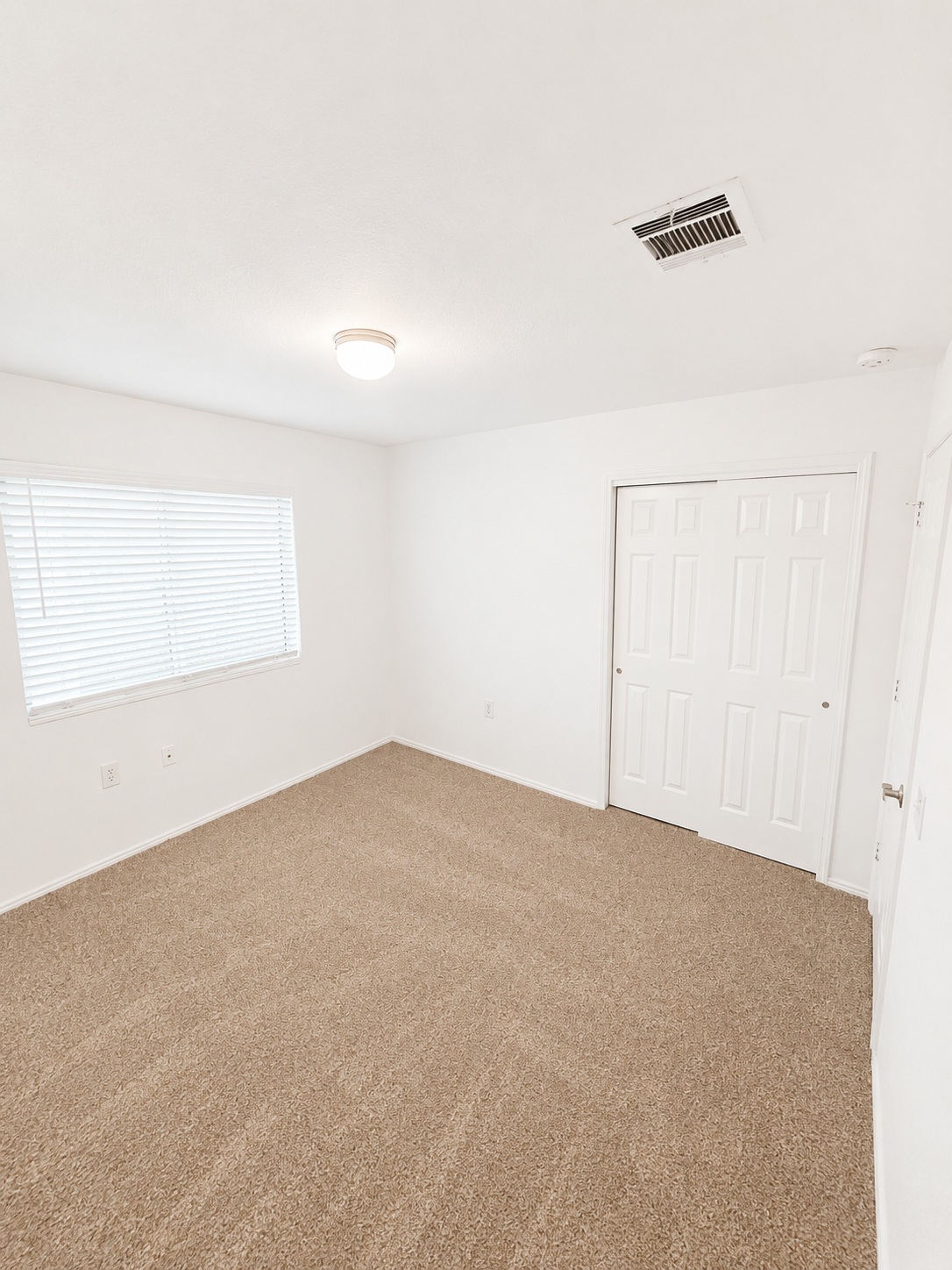 7101 Cayenne Lane Austin, TX 78741 - Photo 14 of 18