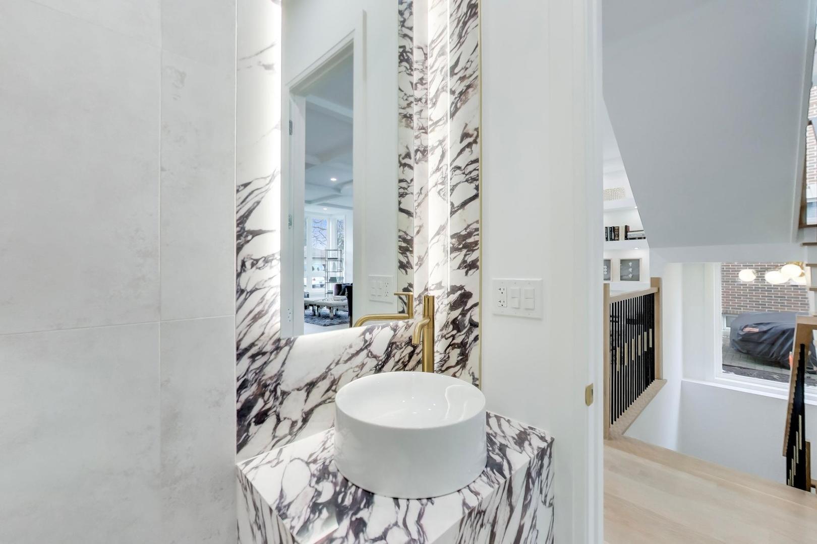 1234 South Western Avenue Park Ridge, IL 60068 - Photo 13 of 40