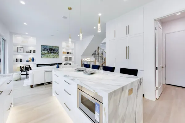 $1,899,000 | 1234 South Western Avenue, Park Ridge, IL 60068