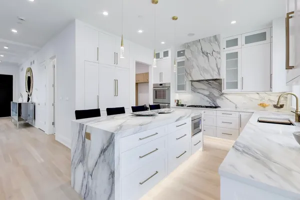 $1,899,000 | 1234 South Western Avenue, Park Ridge, IL 60068