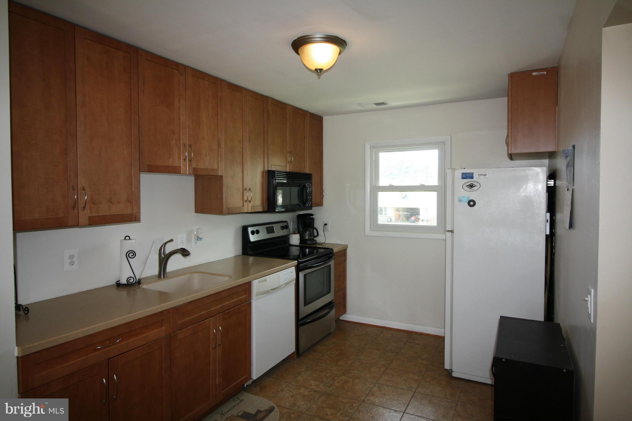 3209 Hooper Road New Windsor, MD 21776 - Photo 3 of 24 Kitchen