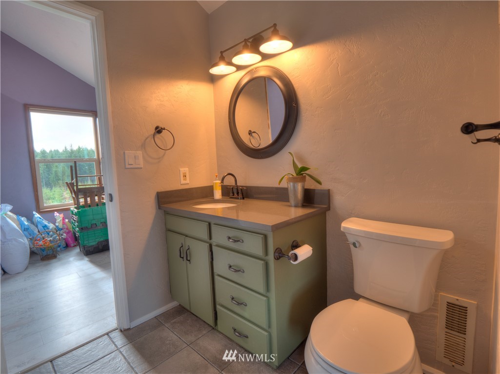 22110 Summers Road Centralia, WA 98531 - Photo 18 of 40