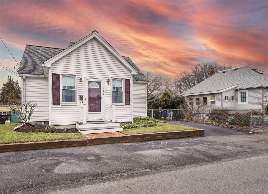 32 Beloit Road Dedham, MA 02026 - Photo 18 of 26 Gallery Image 18