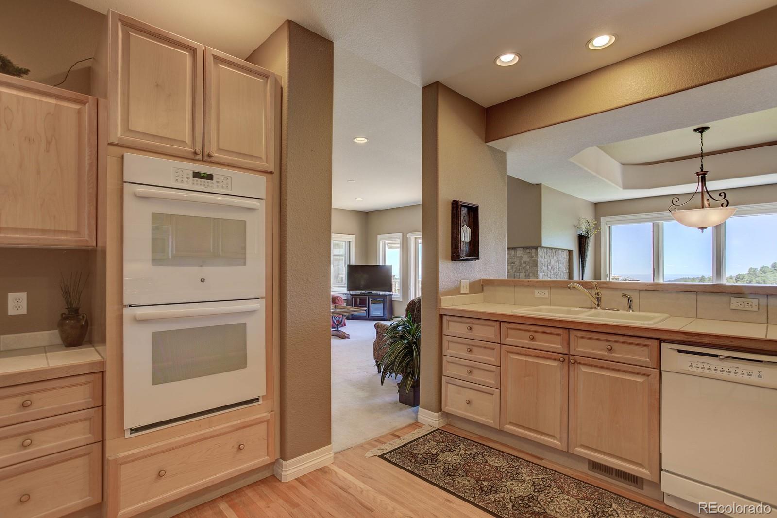 580 Ridgeside Drive Golden, CO 80401 - Photo 15 of 35 Gallery Image 15