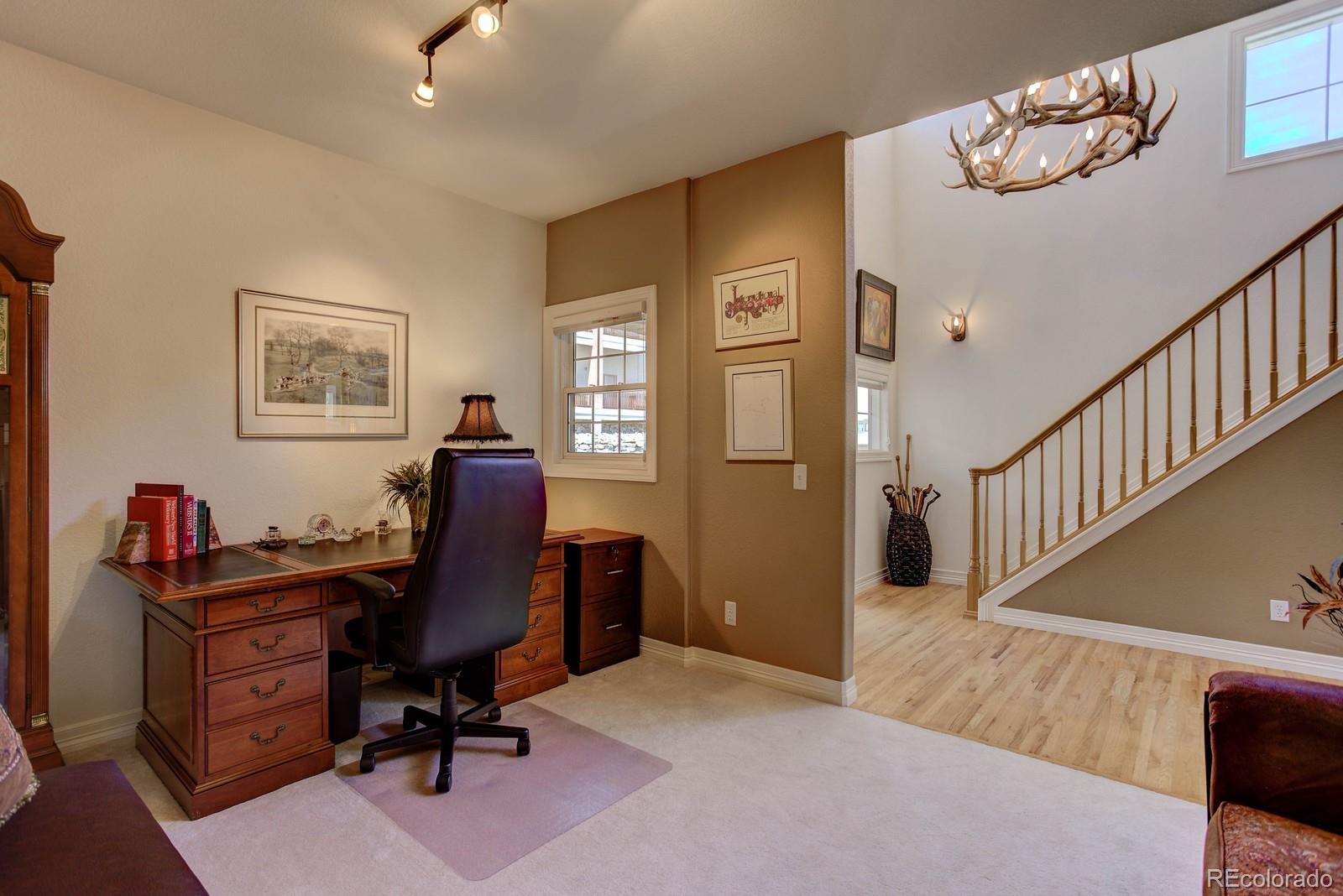 580 Ridgeside Drive Golden, CO 80401 - Photo 4 of 35 Gallery Image 4